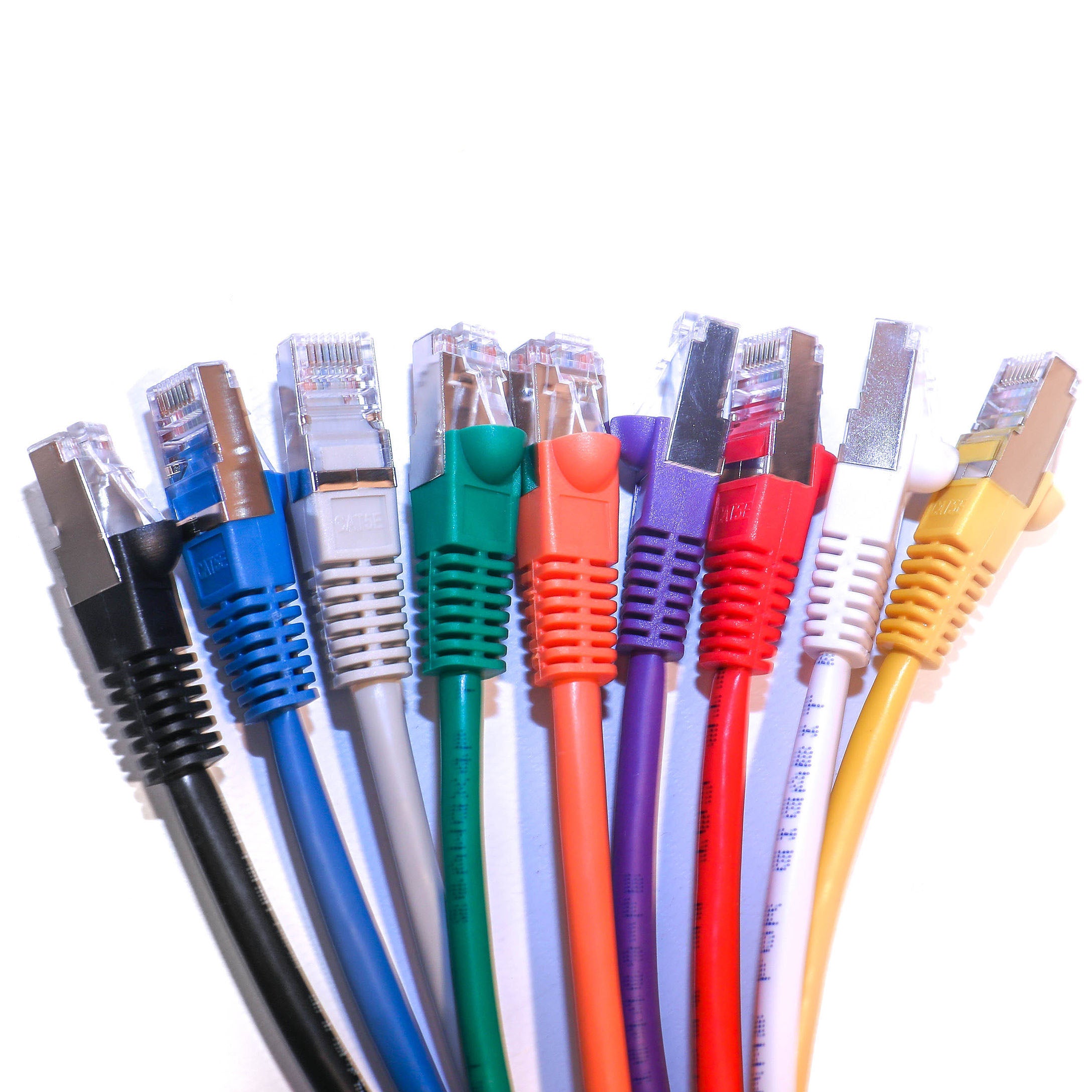 What Are the Differences Between Cat5 and Cat5e Cables?