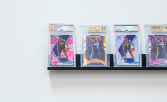 Hangman No Stud Slab Shelf for Sports / Trading Cards