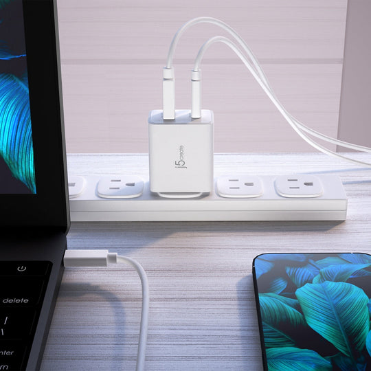 j5create 67W GaN USB-C® 2-Port Charger, JUP2367