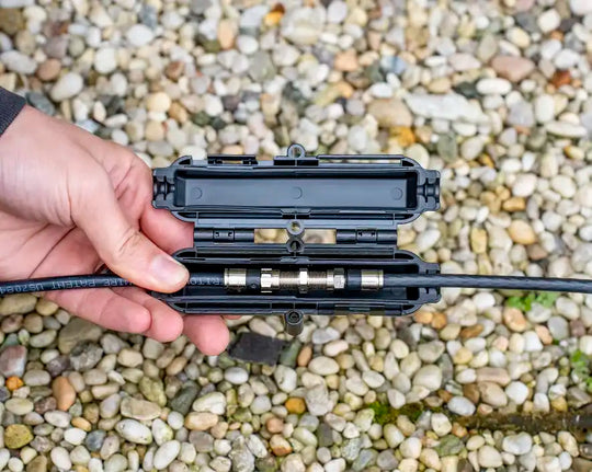 Jonard Tools CableShield Pro, Weatherproof Coupled Cable Enclosure