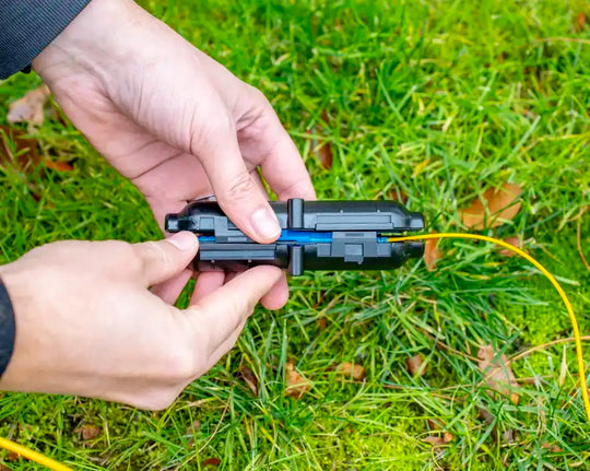 Jonard Tools CableShield Pro, Weatherproof Coupled Cable Enclosure