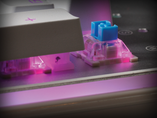 Velocilinx Boudica Wired Mechanical Gaming Keyboard, Silver/White , VXGM-KB104P-OBL-WH