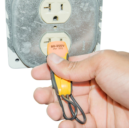 Sperry Instruments Single Range Voltage Tester, ET6102