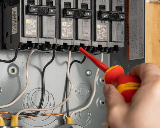 Jonard Tools 11 Piece Insulated Tool Kit