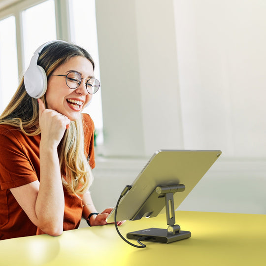 j5create Multi-Angle Stand with Docking Station for iPad Pro®