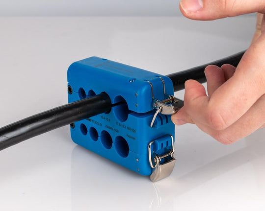 Jonard Tools Fiber Optic Mid Span Slit & Ring Tool Kit (1.2 mm-18.2 mm)+, TK-107