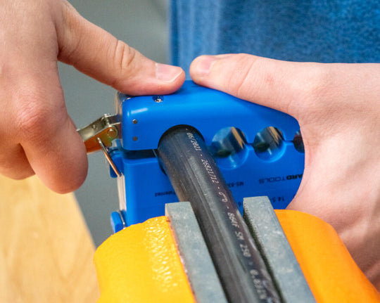 Jonard Tools Mid Span Slit & Ring Tool for RocketRibbon® Cable (11.6 mm-22.6 mm)