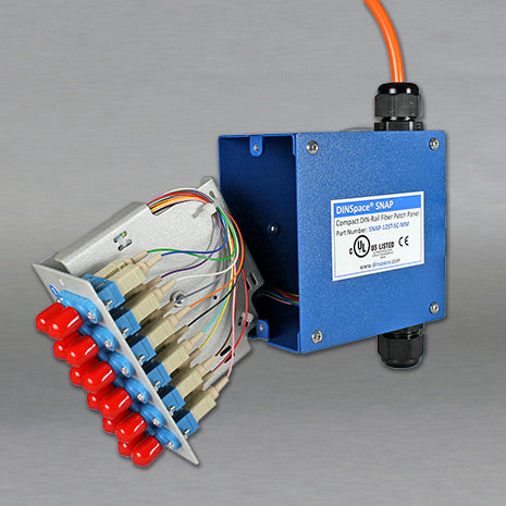 DINSpace SNAP-12LC-MM Compact Fiber Optic Patch Panel