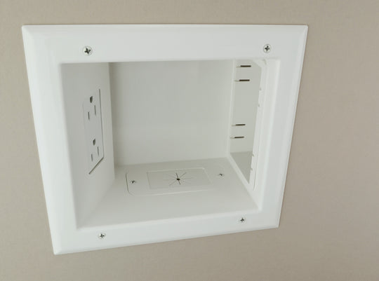 DataComm Expandable Media Box w/ Duplex Receptacle, 45-0051-WH