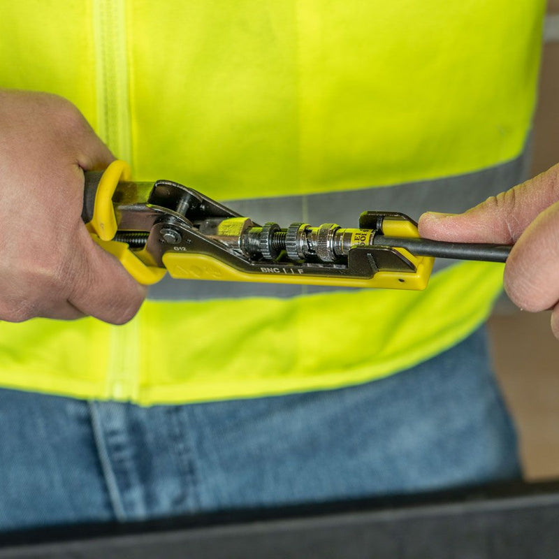 Klein Tools Universal BNC Compression Connector RG6/6Q FireFold